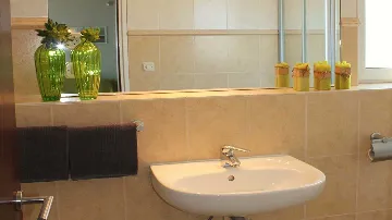 Seget Donji 2-Bedroom Apartment with Shared Pool