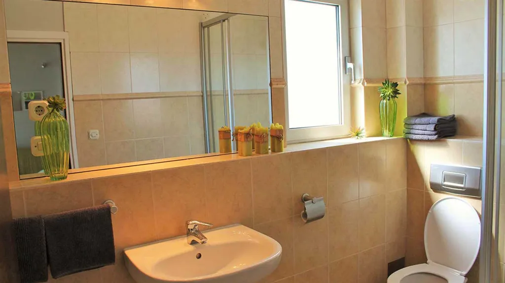 Seget Donji 2-Bedroom Apartment with Shared Pool