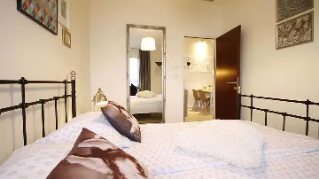 Seget Donji 2-Bedroom Apartment with Shared Pool