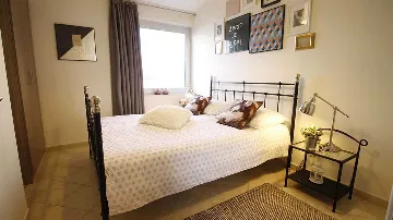 Seget Donji 2-Bedroom Apartment with Shared Pool