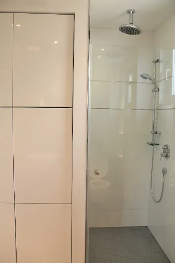 Seget Donji Duplex Apartment with Shared Heated Pool