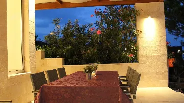 Seget Donji Duplex Apartment with Shared Heated Pool