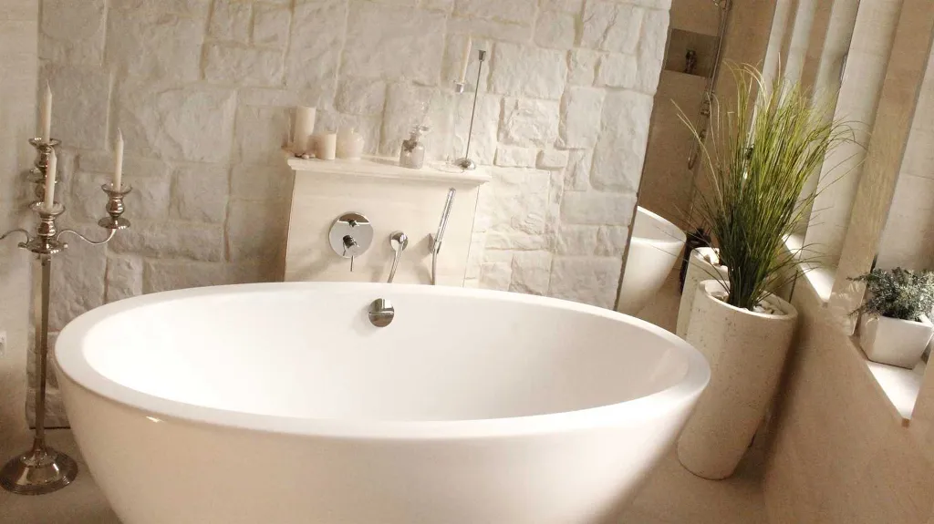 Seget Donji Duplex Apartment with Shared Heated Pool