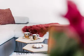 2-Bedroom Apartment in Okrug Donji for 6 Guests