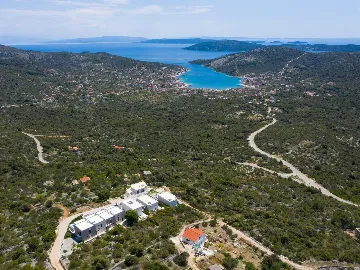 Villa with Heated Pool and Sea Views in Vinišće