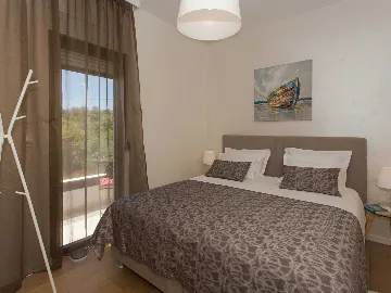 Villa with Heated Pool and Sea Views in Vinišće