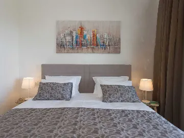 Villa with Heated Pool and Sea Views in Vinišće