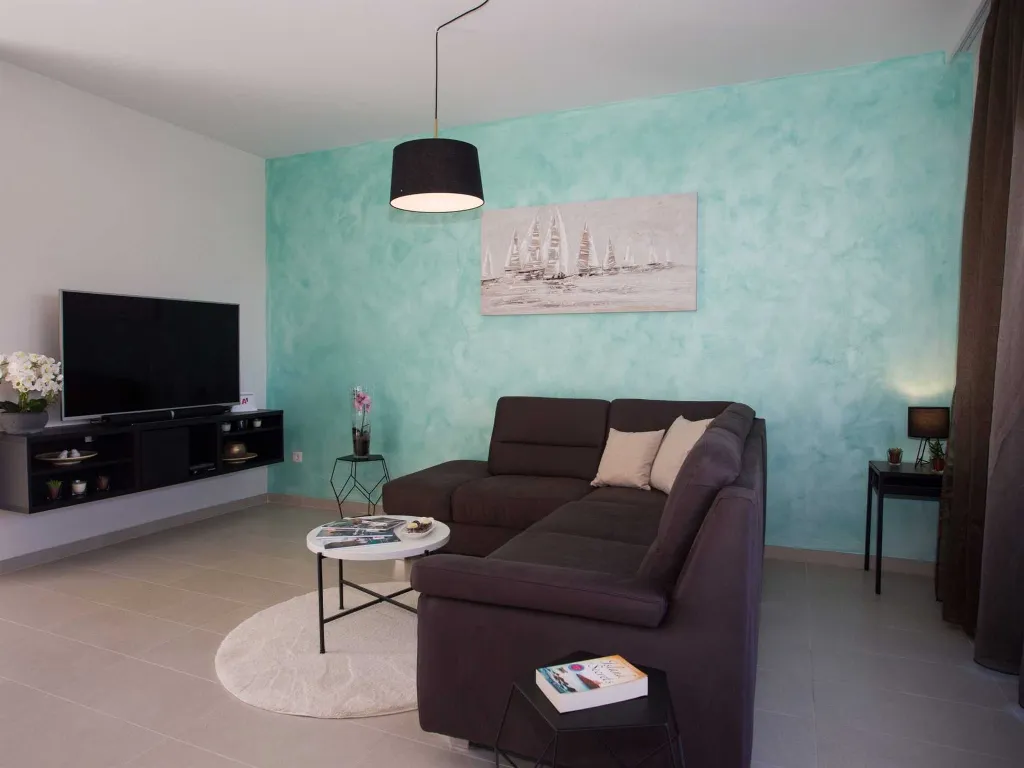 Villa with Heated Pool and Sea Views in Vinišće