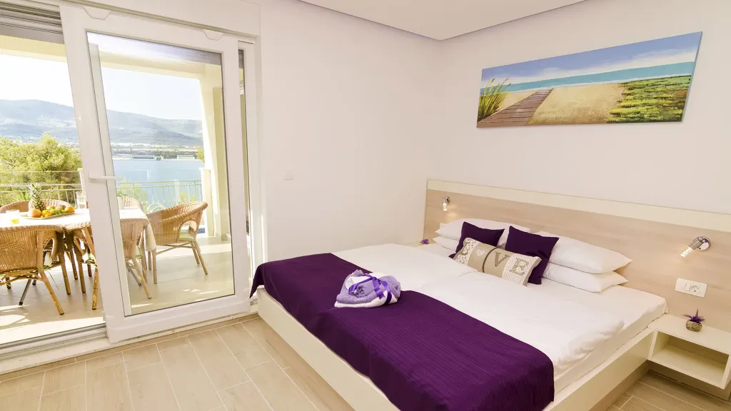 Mastrinka, Trogir Villa for 14 Guests
