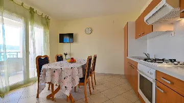 Sea-View 1-Bedroom Apartment in Trogir (Sleeps 3)