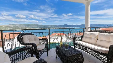 Two-Bedroom Apartment in Trogir for 4 Guests