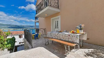 Trogir Holiday House with Sea-View Apartments
