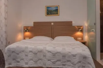 Boat in Trogir for up to 16 Guests