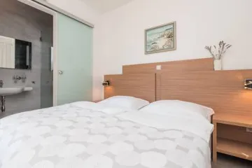 Boat in Trogir for up to 16 Guests