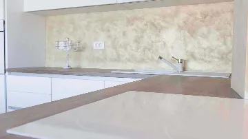 3-Bedroom Apartment with Sea-View Terrace in Okrug Gornji