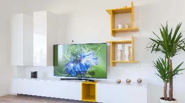 3-Bedroom Apartment with Sea-View Terrace in Okrug Gornji