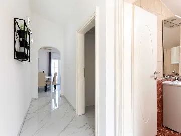 1-Bedroom Apartment in Trogir with Sea View