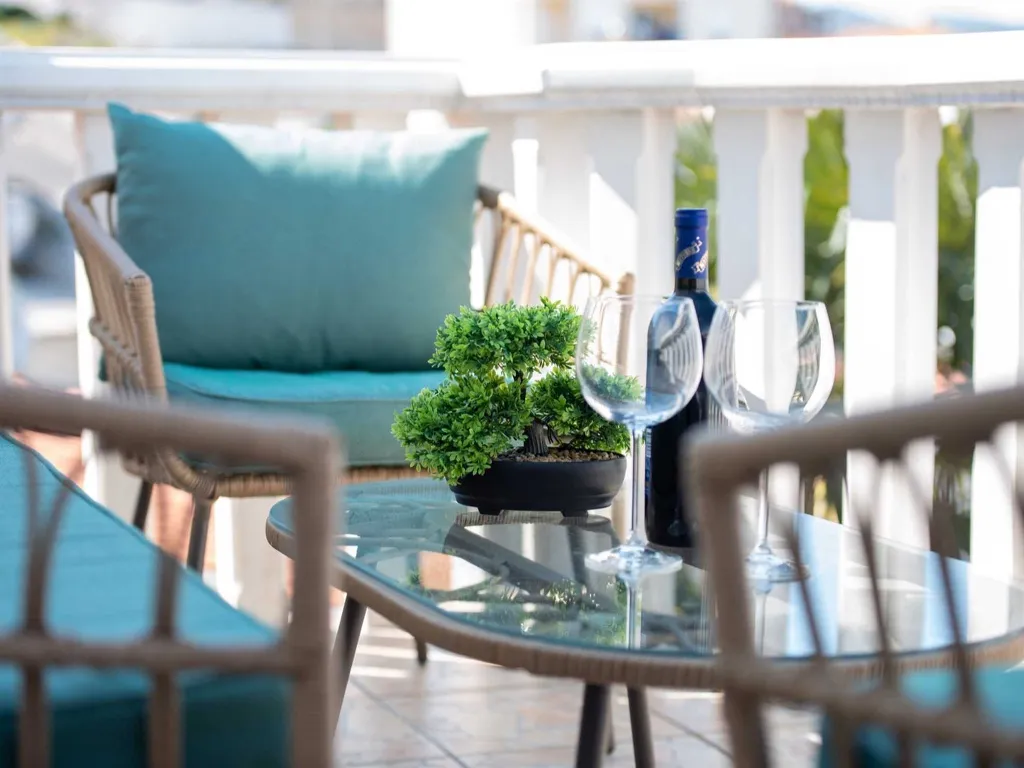Apartment with Sea-View Balcony in Trogir