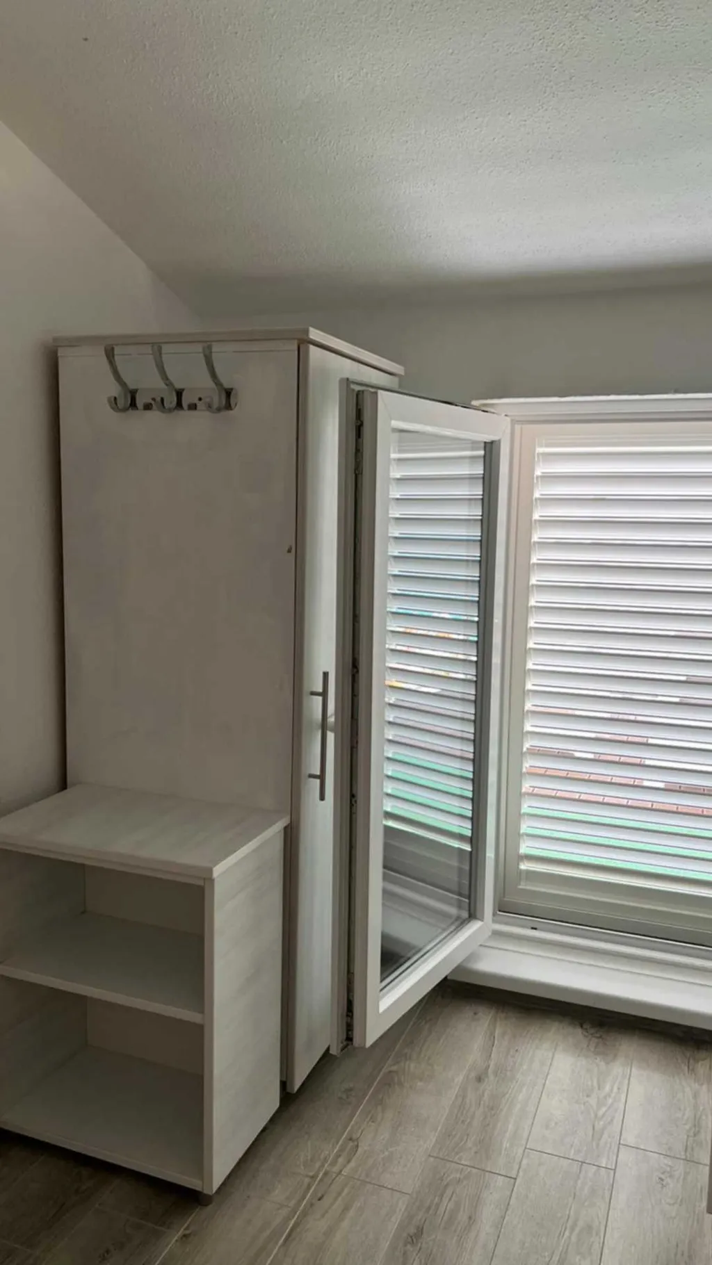 4-Bedroom Apartment in Okrug Gornji for 8 Guests