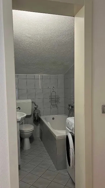 4-Bedroom Apartment in Okrug Gornji for 8 Guests