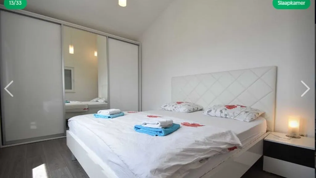 Apartment in Okrug Gornji for up to 6
