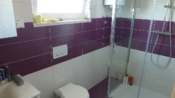 Apartment in Okrug Gornji for up to 6