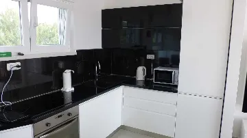 Apartment in Okrug Gornji for up to 6