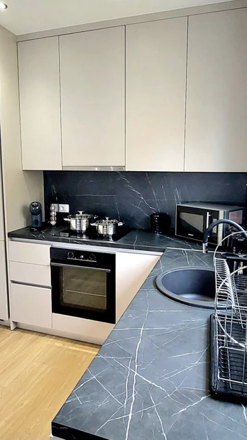 Air-Conditioned Apartment in Sevid na Moru for 6