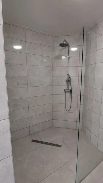 Air-Conditioned Apartment in Sevid na Moru for 6