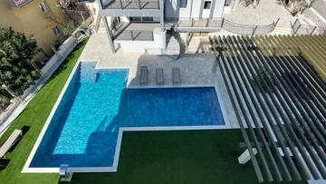 Air-Conditioned Apartment in Sevid na Moru for 6