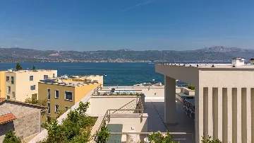 3-Bedroom Villa in Slatine for Up to 8 Guests