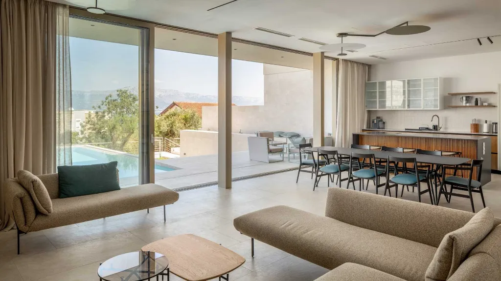 3-Bedroom Villa in Slatine for Up to 8 Guests