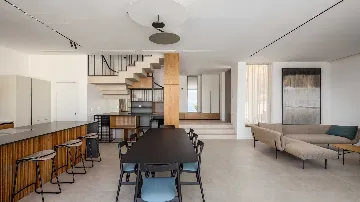 3-Bedroom Villa in Slatine for Up to 8 Guests