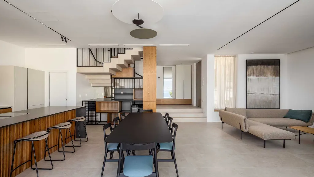 3-Bedroom Villa in Slatine for Up to 8 Guests