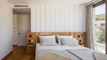 3-Bedroom Villa in Slatine for Up to 8 Guests