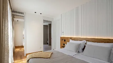 3-Bedroom Villa in Slatine for Up to 8 Guests