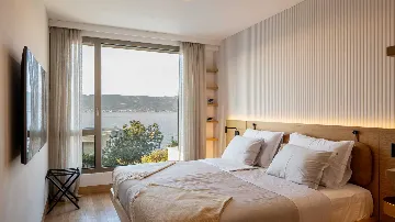 3-Bedroom Villa in Slatine for Up to 8 Guests