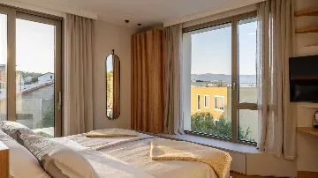 3-Bedroom Villa in Slatine for Up to 8 Guests