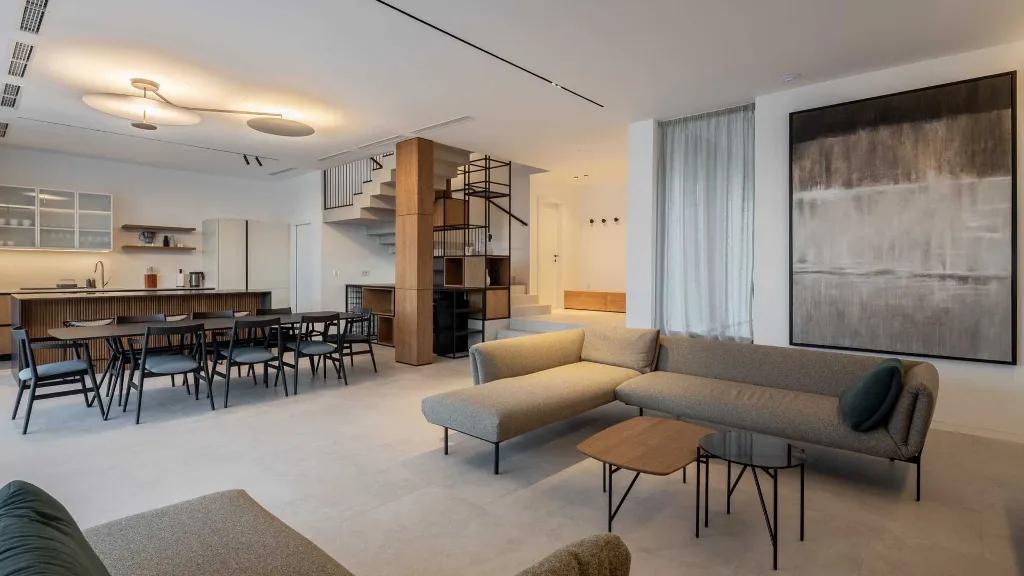 3-Bedroom Villa in Slatine for Up to 8 Guests