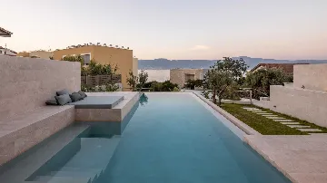 3-Bedroom Villa in Slatine for Up to 8 Guests