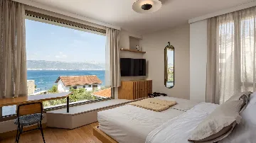 Slatine 3-Bedroom Villa with Private Heated Pool