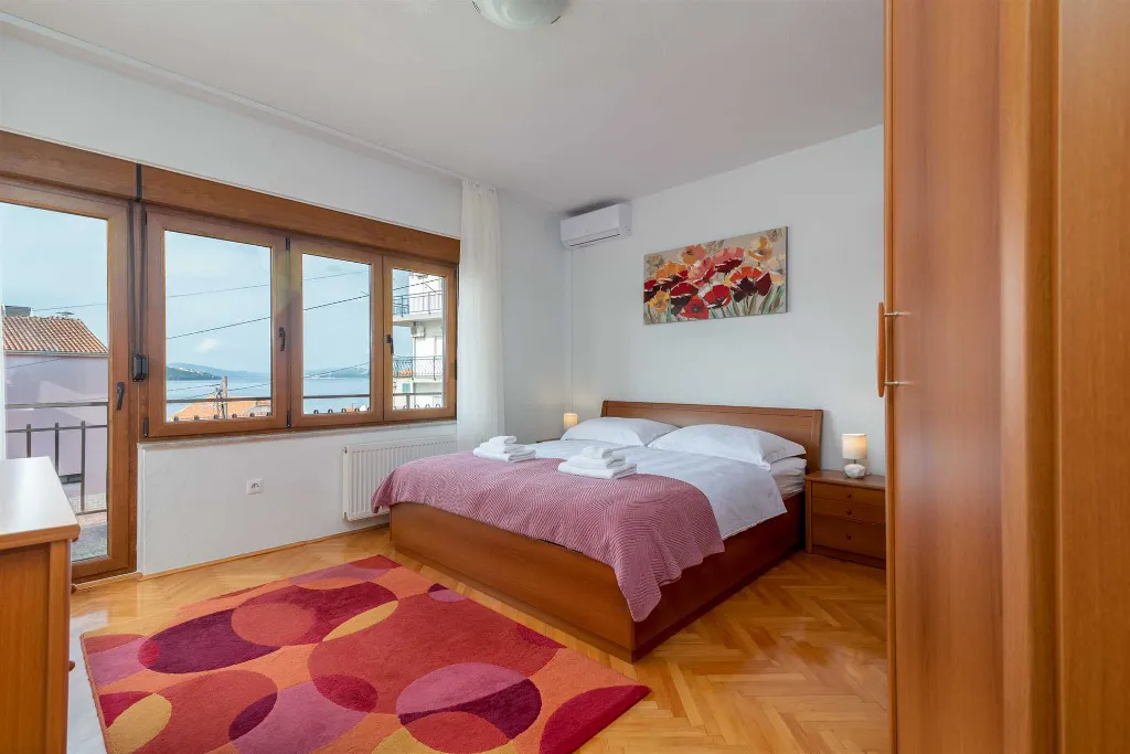 Apartment for 4 in Okrug Gornji with Balcony
