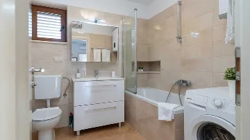 Apartment for 4 in Okrug Gornji with Balcony