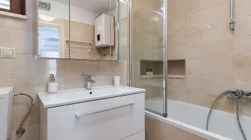 Apartment for 4 in Okrug Gornji with Balcony