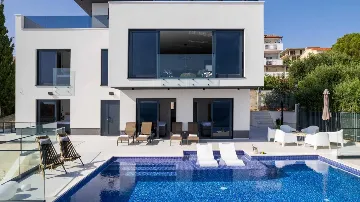 Villa in Okrug Gornji with Heated Pool