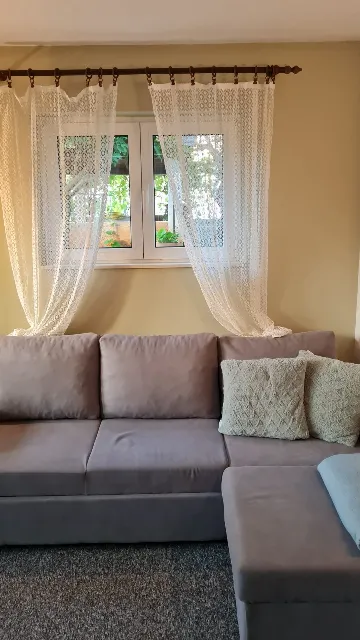 Okrug Gornji 1-Bedroom Apartment for up to 3