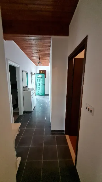 2-Bedroom Apartment in Okrug Gornji (4 Guests)