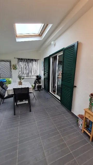 2-Bedroom Apartment in Okrug Gornji (4 Guests)