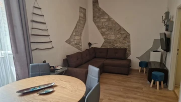 Trogir Old Town Holiday House for 9 Guests