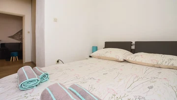 Trogir Old Town Holiday House for 9 Guests